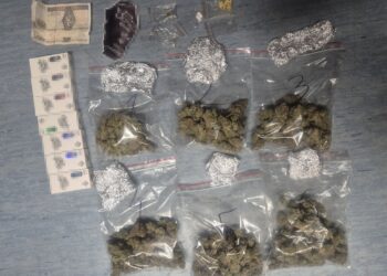 Kontrola samochodu na Limanowskiego. 18-latek z narkotykami wpadł w ręce policji